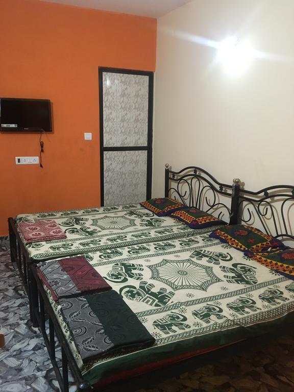 Fernandes Guest House Calangute Bagian luar foto